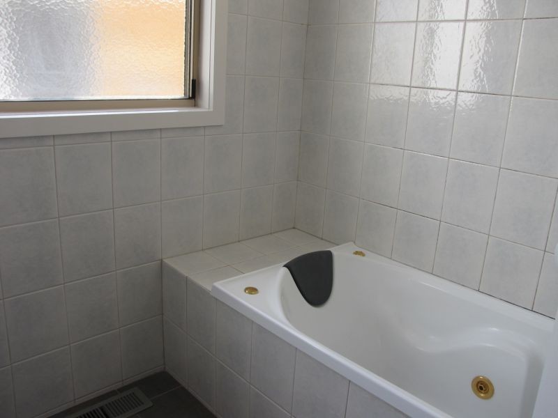 6 Kerin Street, Moe VIC 3825