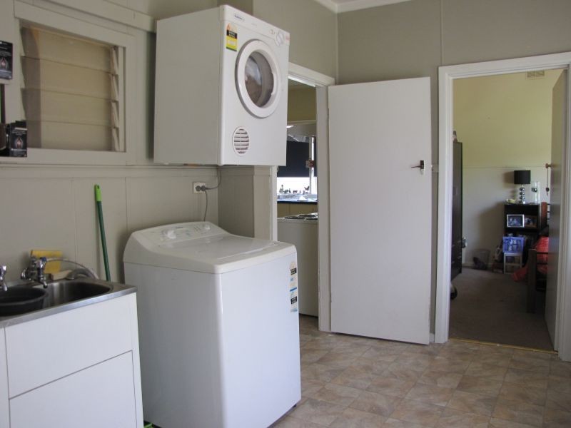 54 High Street, Moe VIC 3825