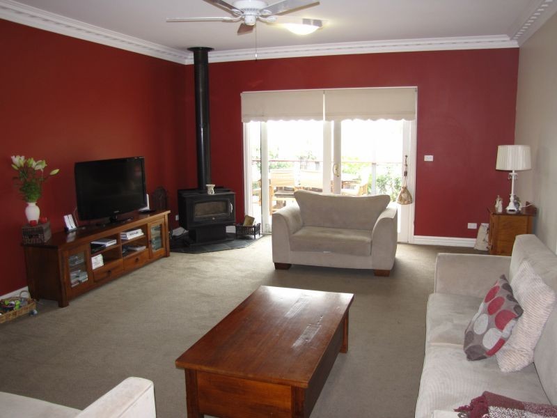 210 Waterloo Road, Moe VIC 3825