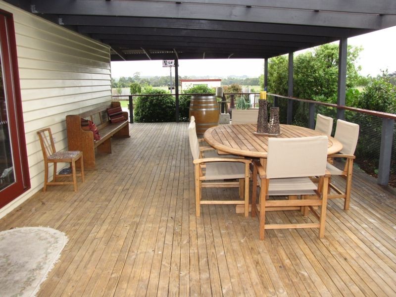 210 Waterloo Road, Moe VIC 3825