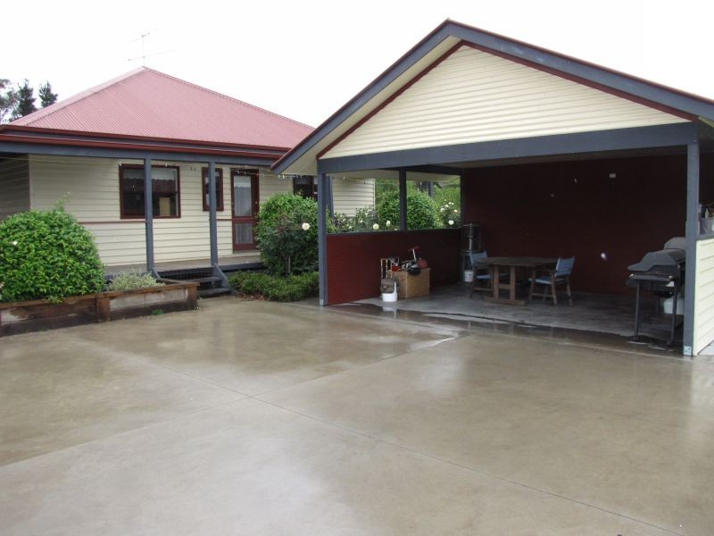 210 Waterloo Road, Moe VIC 3825