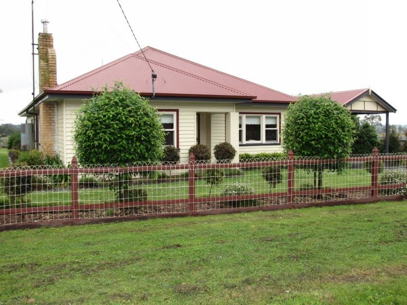 210 Waterloo Road, Moe VIC 3825