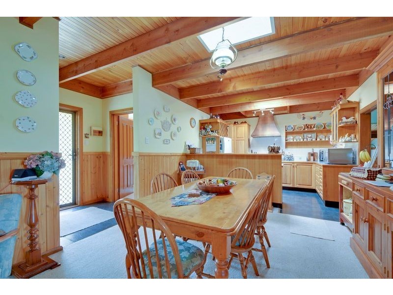 60 Shanahan Parade, Newborough VIC 3825