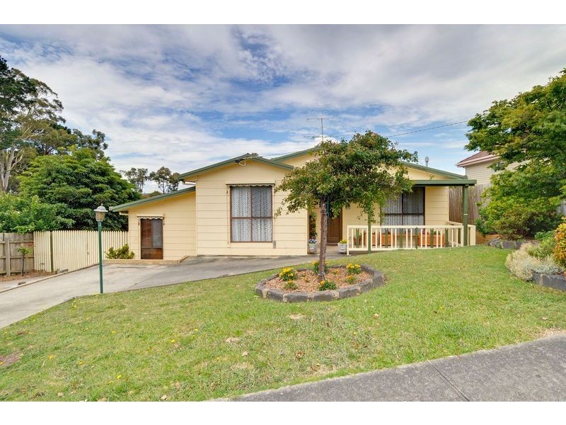 60 Shanahan Parade, Newborough VIC 3825