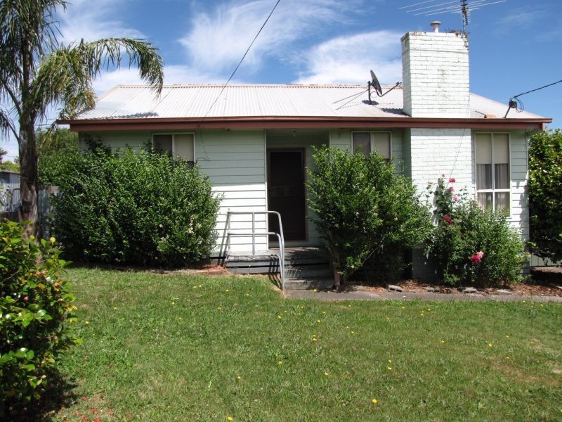 14 Mann Street, Moe VIC 3825