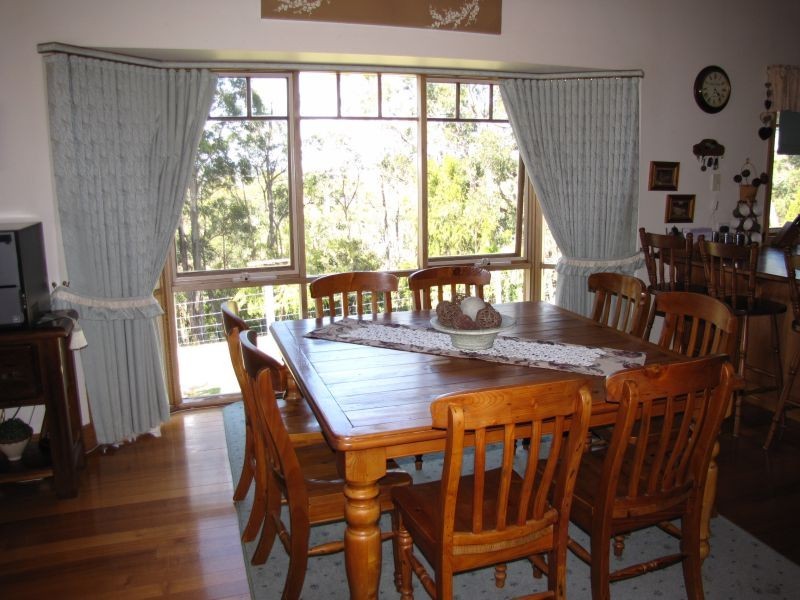 21 Delbridge Drive, Moe South VIC 3825