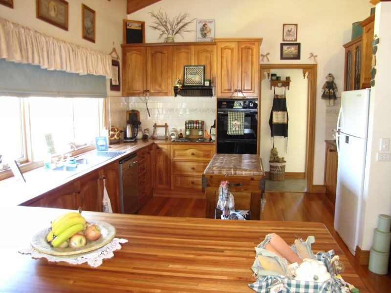 21 Delbridge Drive, Moe South VIC 3825