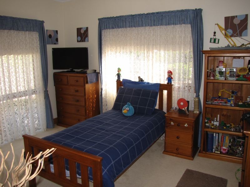 21 Delbridge Drive, Moe South VIC 3825