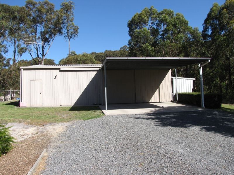 21 Delbridge Drive, Moe South VIC 3825