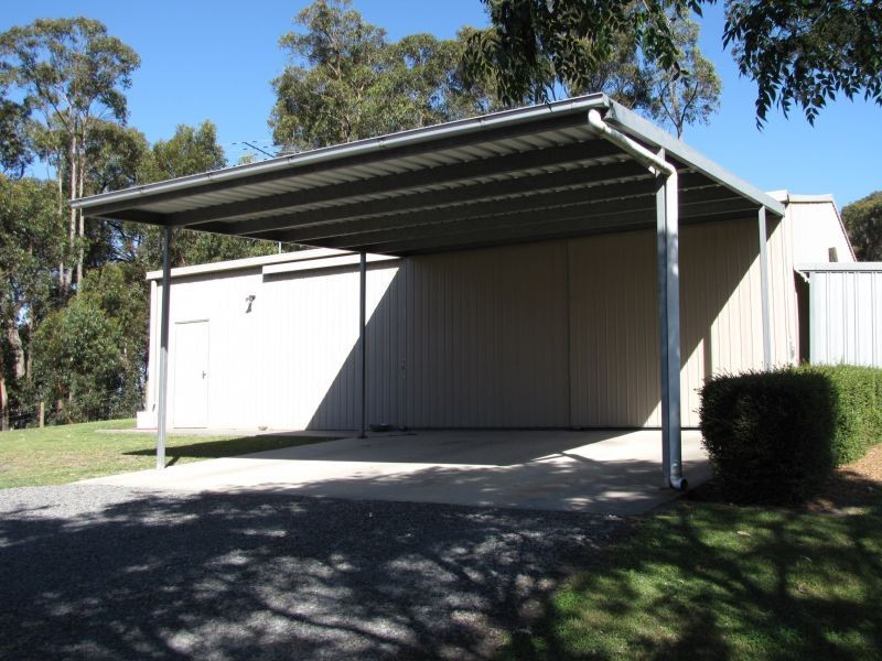 21 Delbridge Drive, Moe South VIC 3825