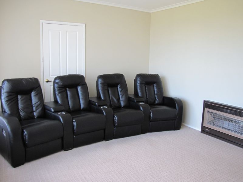 30 Canberra Street, Moe VIC 3825