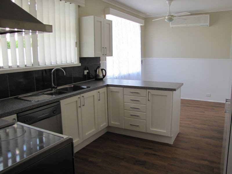 30 Canberra Street, Moe VIC 3825