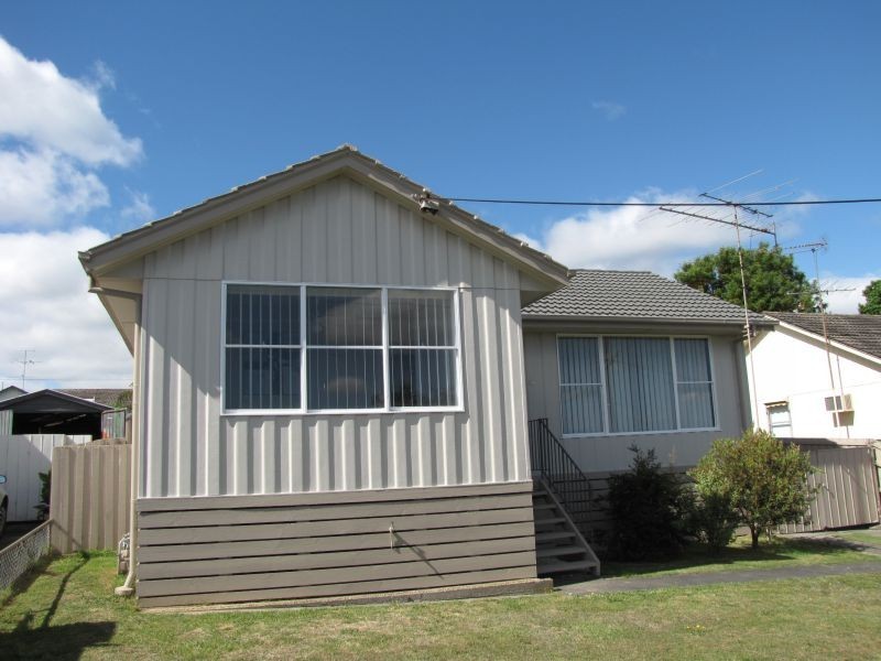 30 Canberra Street, Moe VIC 3825