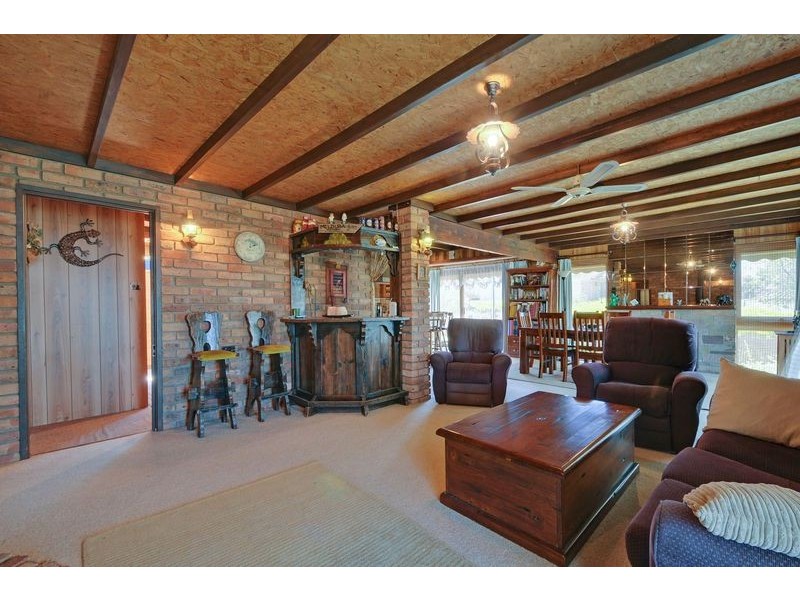 21 Anderson Avenue, Yallourn North VIC 3825