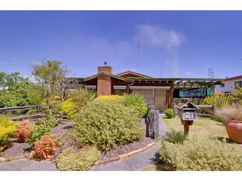 21 Anderson Avenue, Yallourn North VIC 3825