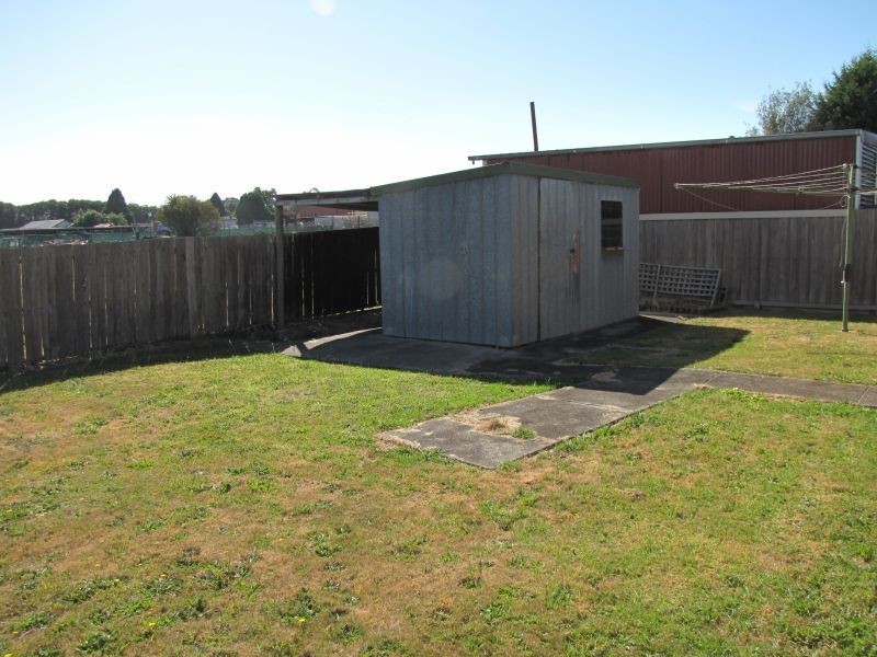 9 Mervyn Street, Moe VIC 3825