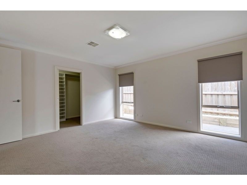 30 Montane Boulevard, Newborough VIC 3825