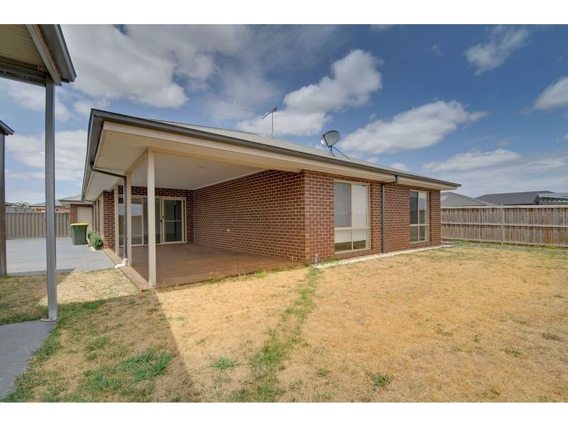 30 Montane Boulevard, Newborough VIC 3825