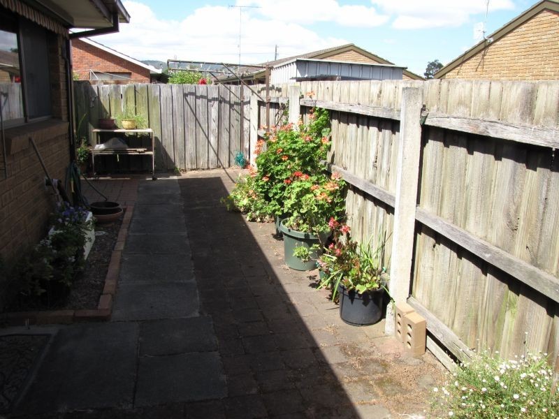 4/7 Westbury Street, Moe VIC 3825