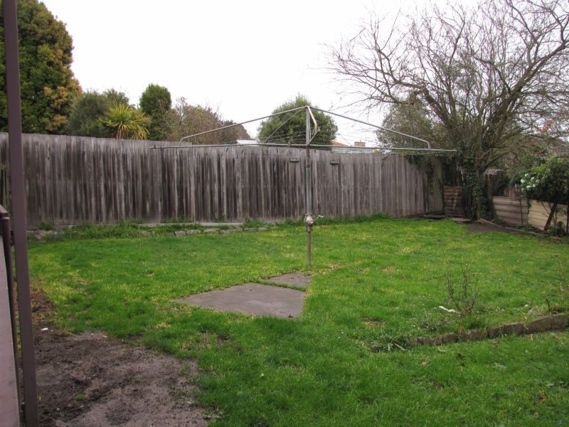 6 Lisle Street, Moe VIC 3825
