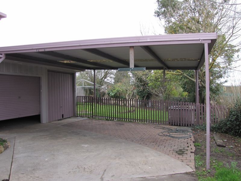 6 Lisle Street, Moe VIC 3825
