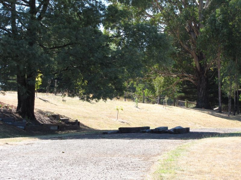 54 Whitelaw Court, Rawson VIC 3825