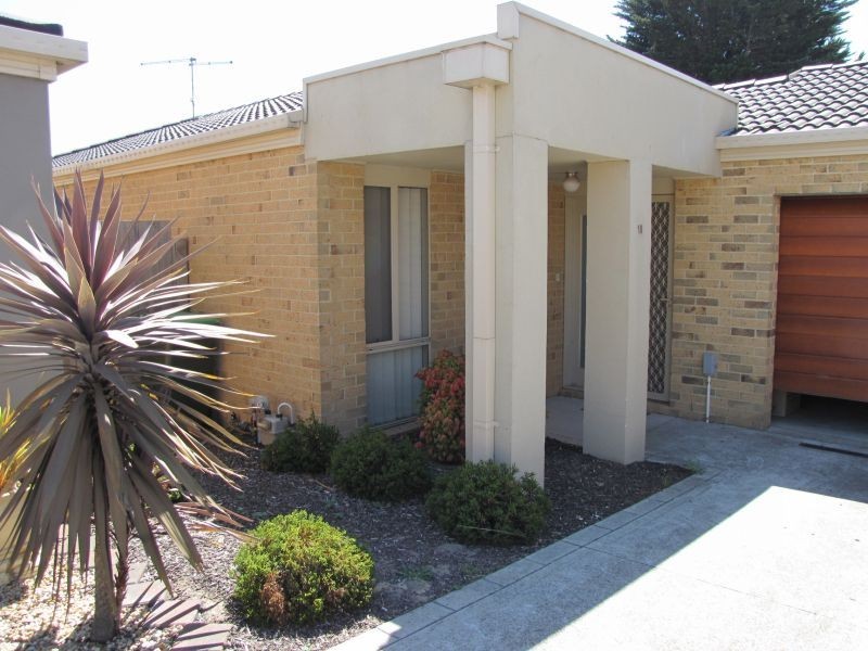 10/35-37 Monash Road, Newborough VIC 3825