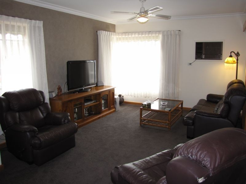 18 Leith Street, Newborough VIC 3825