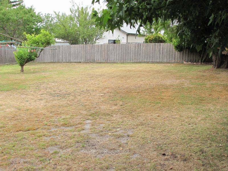 18 Leith Street, Newborough VIC 3825