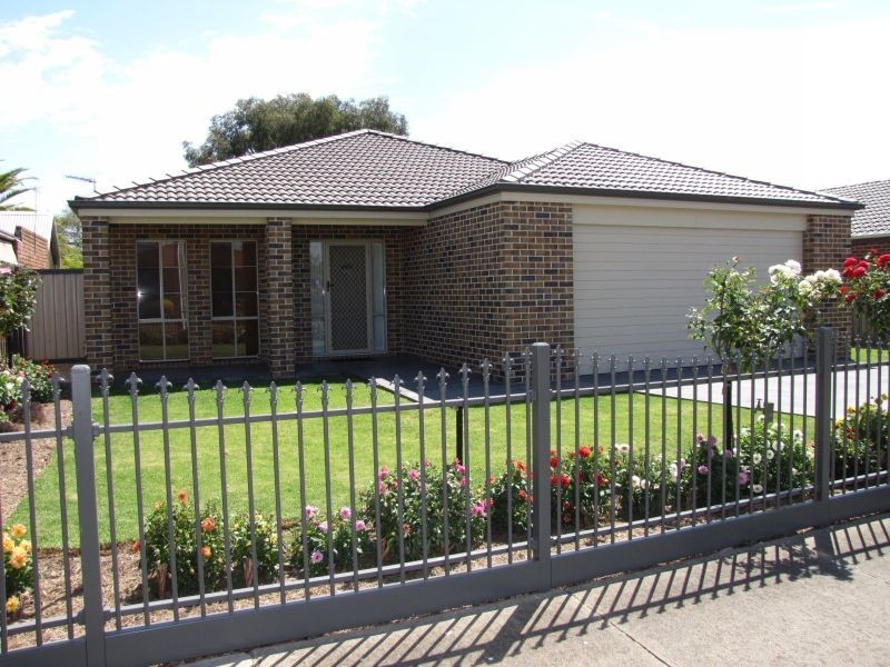 28 Castle Street, Moe VIC 3825