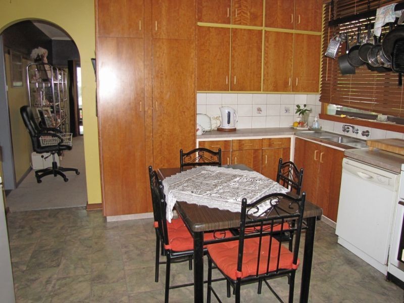 43 Margaret Street, Moe VIC 3825