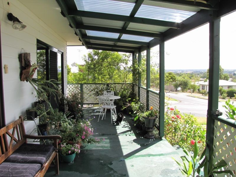 43 Margaret Street, Moe VIC 3825