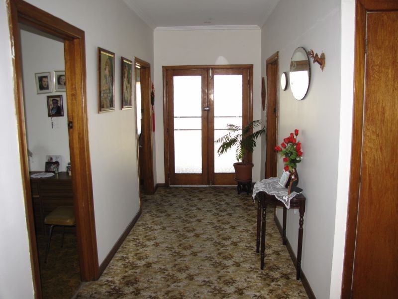 47 Brock Street, Moe VIC 3825