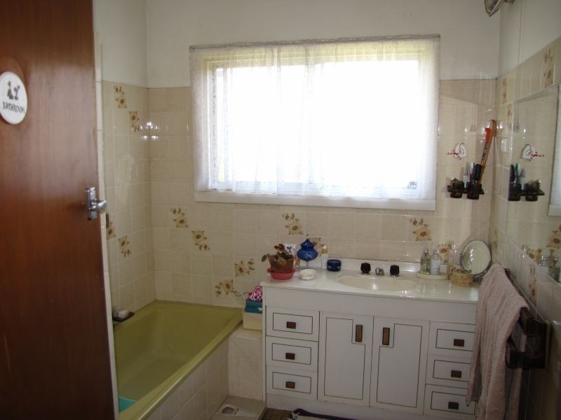 47 Brock Street, Moe VIC 3825