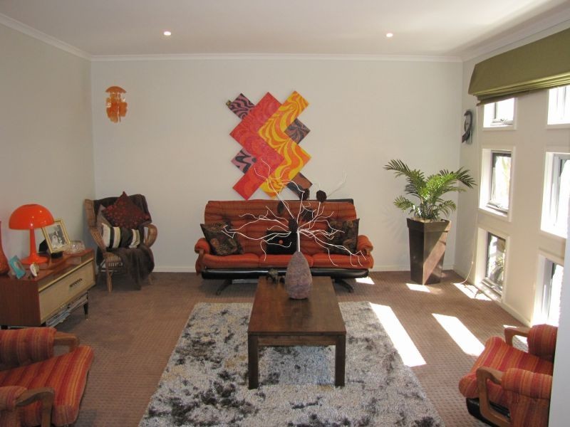 8 Rita Court, Newborough VIC 3825