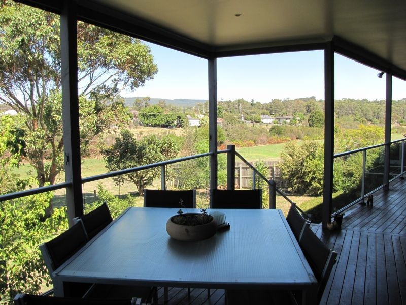 8 Rita Court, Newborough VIC 3825