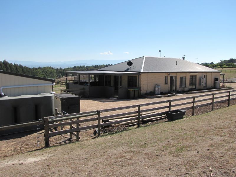 50 Pineridge Road, Moe South VIC 3825