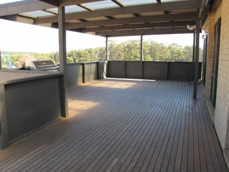 50 Pineridge Road, Moe South VIC 3825