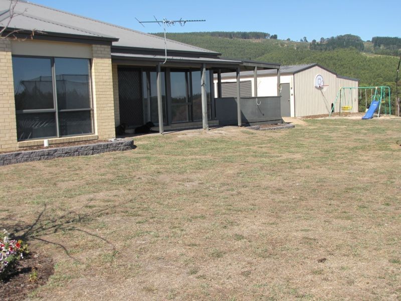 50 Pineridge Road, Moe South VIC 3825