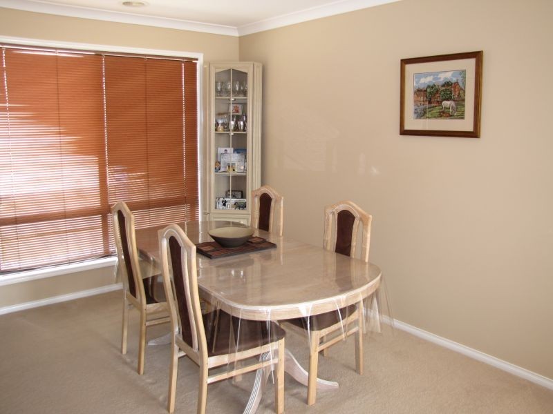 10 Ashlyn Parade, Moe VIC 3825