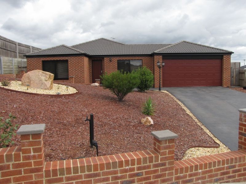 10 Ashlyn Parade, Moe VIC 3825