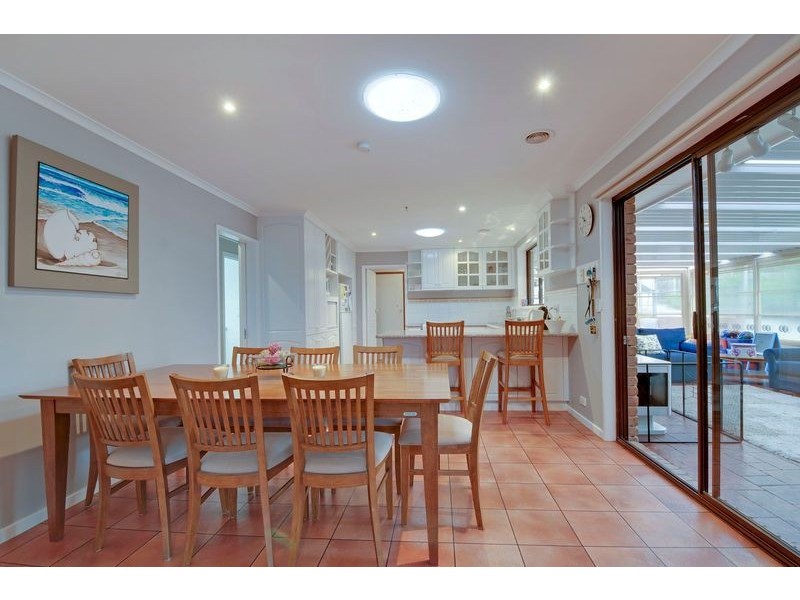 30 Scorpio Drive, Moe VIC 3825