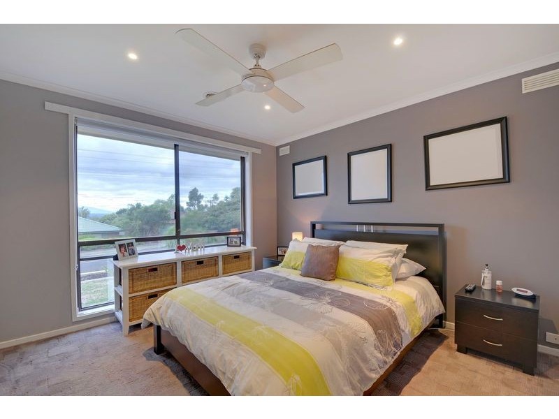 30 Scorpio Drive, Moe VIC 3825