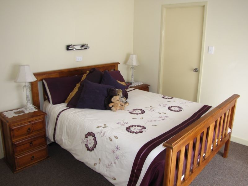 10 Griffin Street, Moe VIC 3825