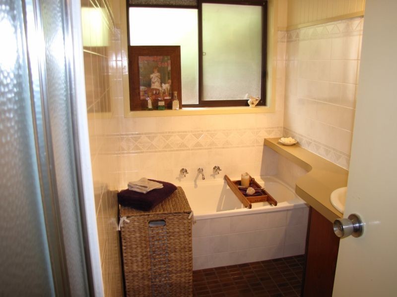 10 Griffin Street, Moe VIC 3825