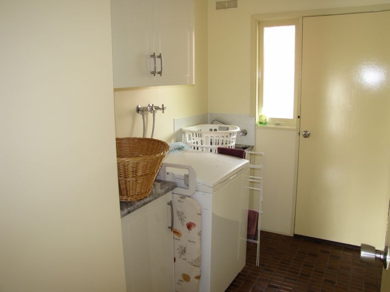 10 Griffin Street, Moe VIC 3825