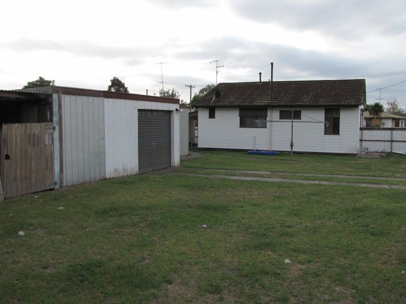 5 Marshall Avenue, Moe VIC 3825