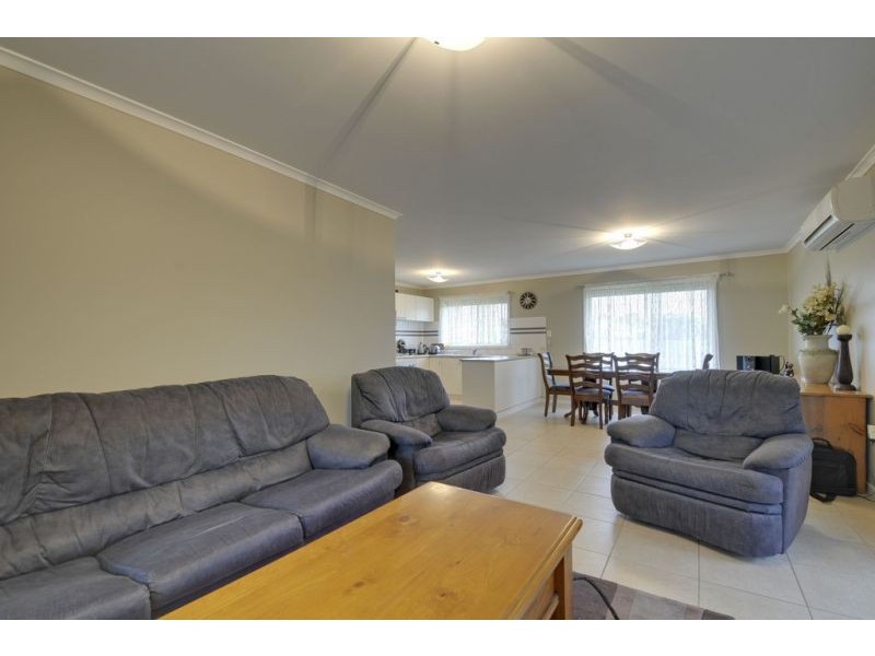 1/60 Waterloo Road, Moe VIC 3825