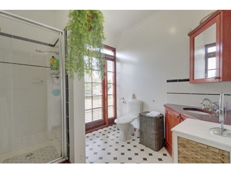 26-28 Abbott Street, Moe VIC 3825