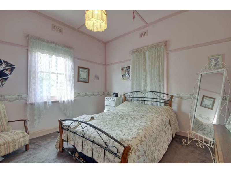 26-28 Abbott Street, Moe VIC 3825